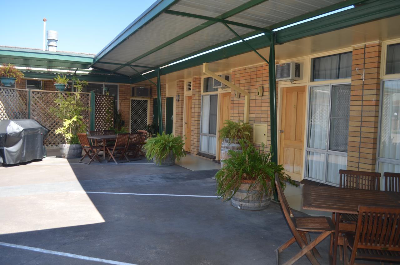 Tall Timbers Motel Dungog Exterior photo